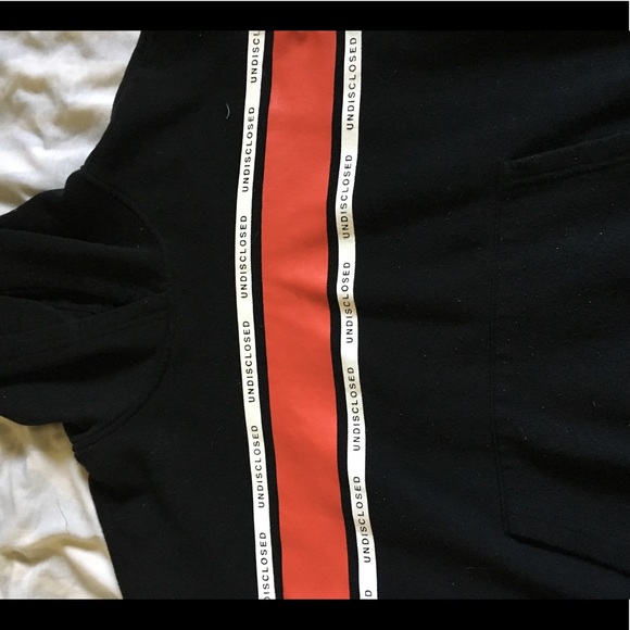 Undisclosed hoodie - Picture 2 of 3